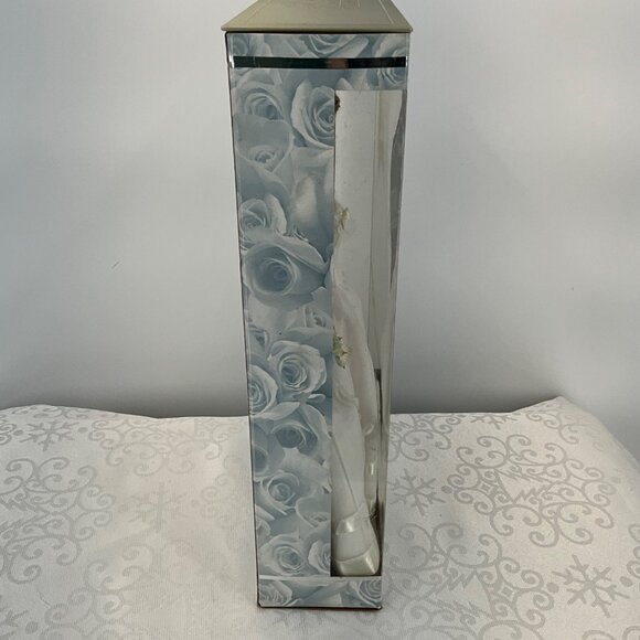 Millennium Wedding Barbie #27674Doll Collector Edition - Picture 3 of 6